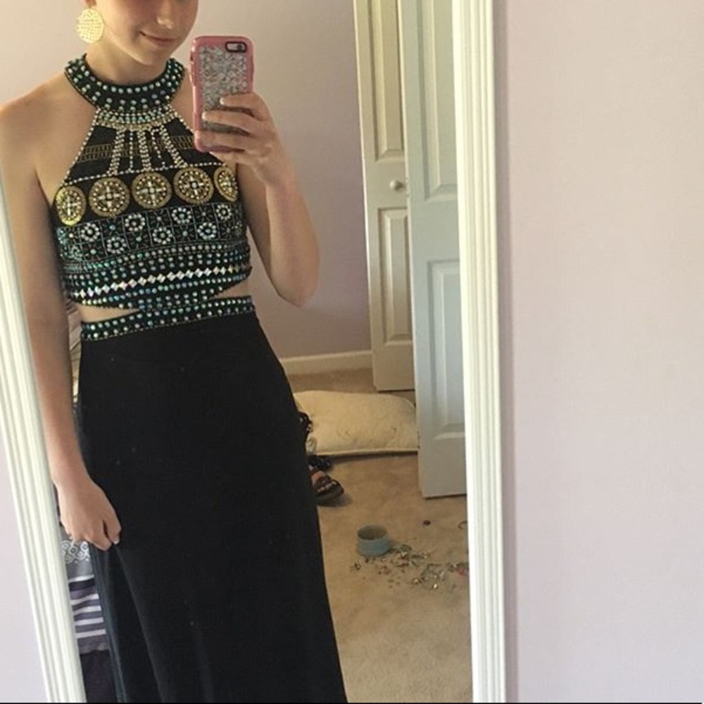 Sequined Prom Dress!!! - Picture 2 of 5